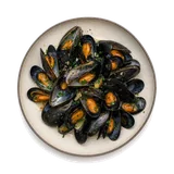 Impepata di cozze on stoneware bowl with Garlic, Mussels, Olive Oil