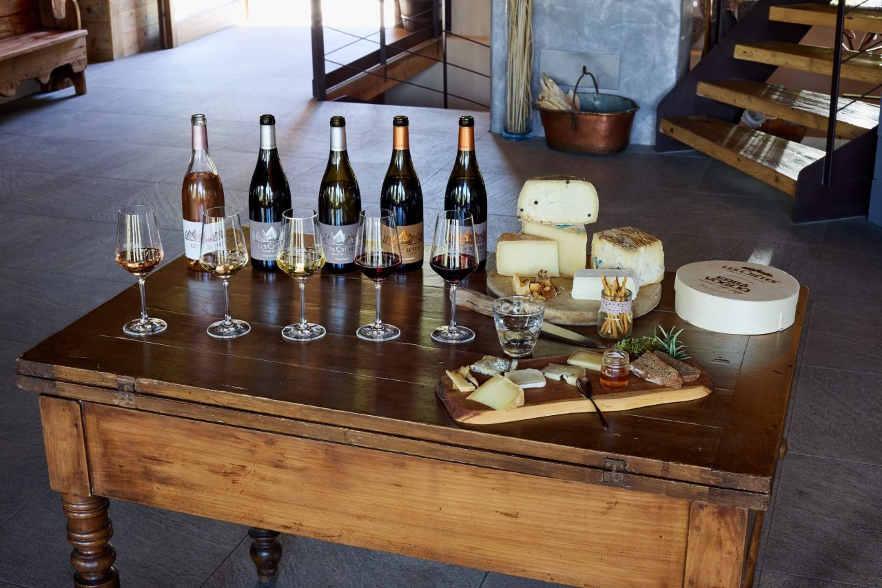 Wine and Cheese Experience at Azienda Vitivinicola Les Cr&ecirc;tes