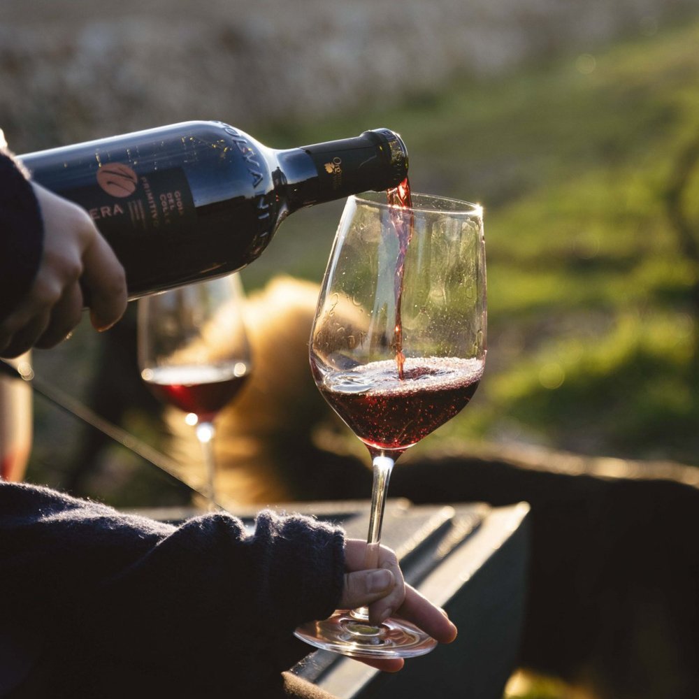 Simple wine tasting at Cantine Polvanera