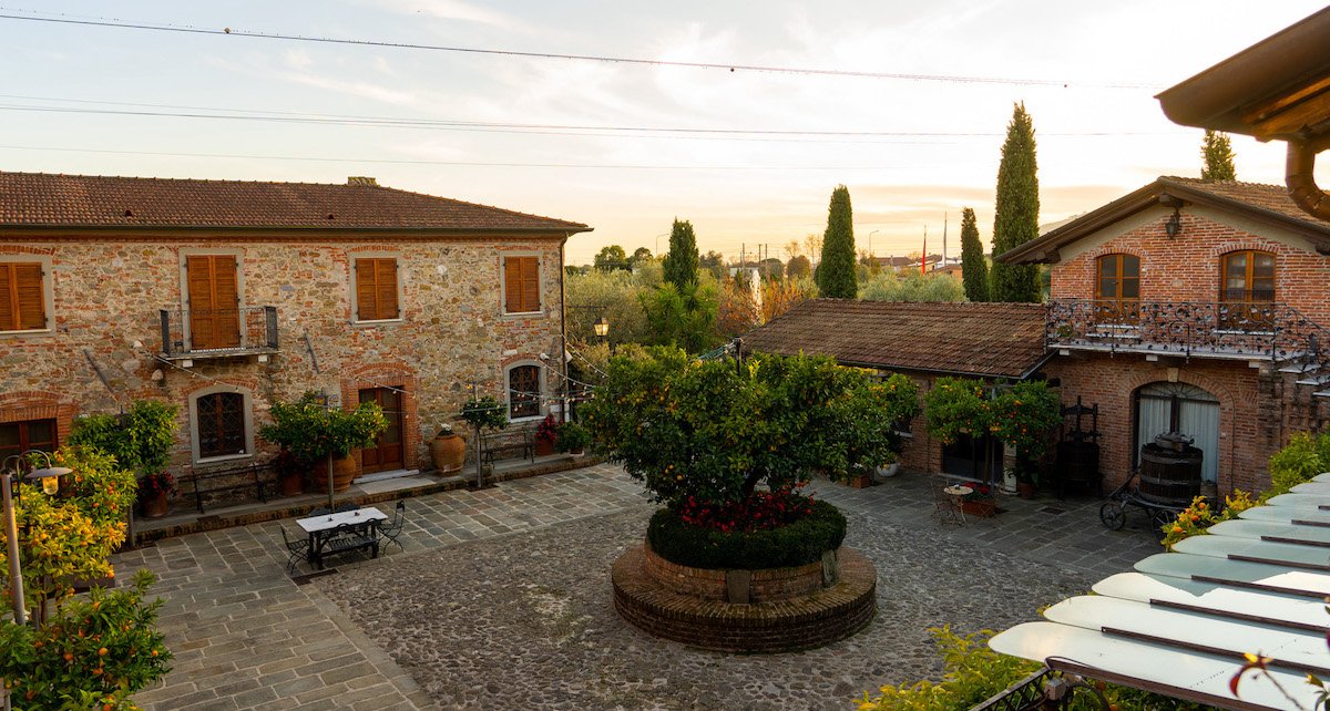Know the Winery at Lunae