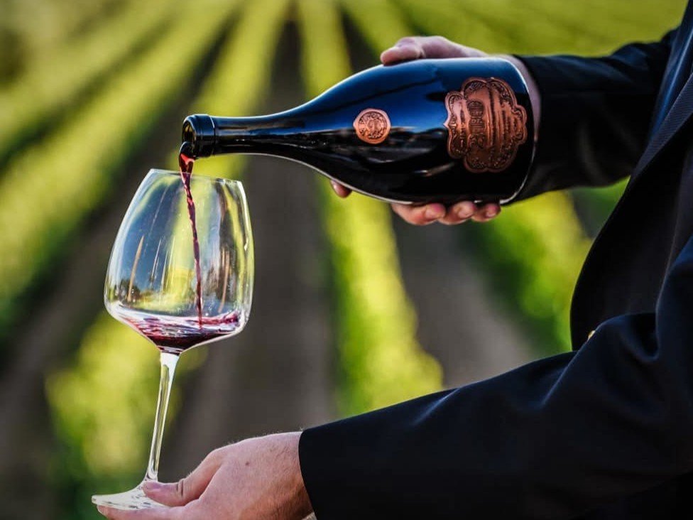 Divina Experience: tour, tasting and a full meal at Casa Divina Provvidenza
