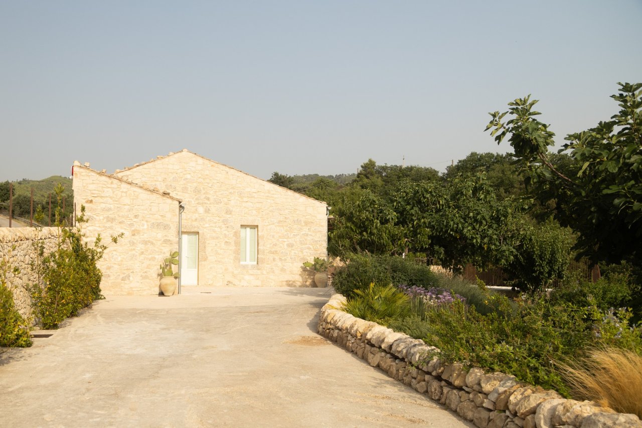 Stay at Chaza at Azienda Agricola Arianna Occhipinti