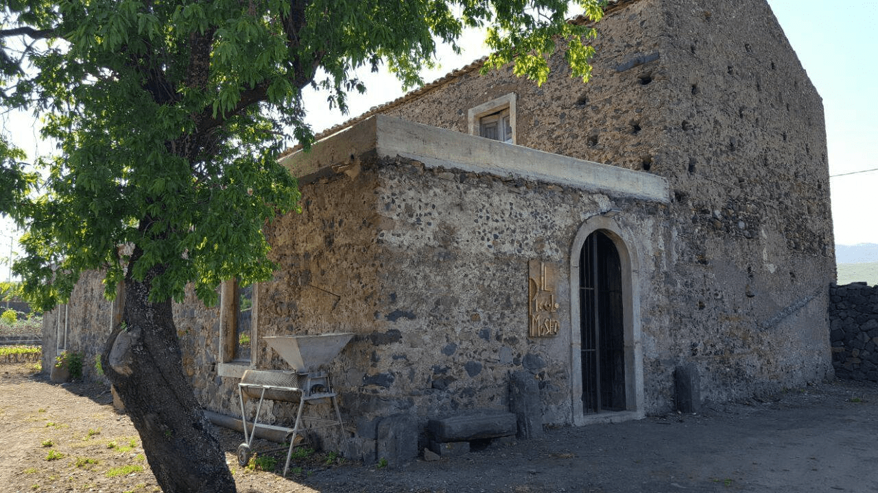 Estate visit and the Little Museum at Al-Cant&agrave;ra