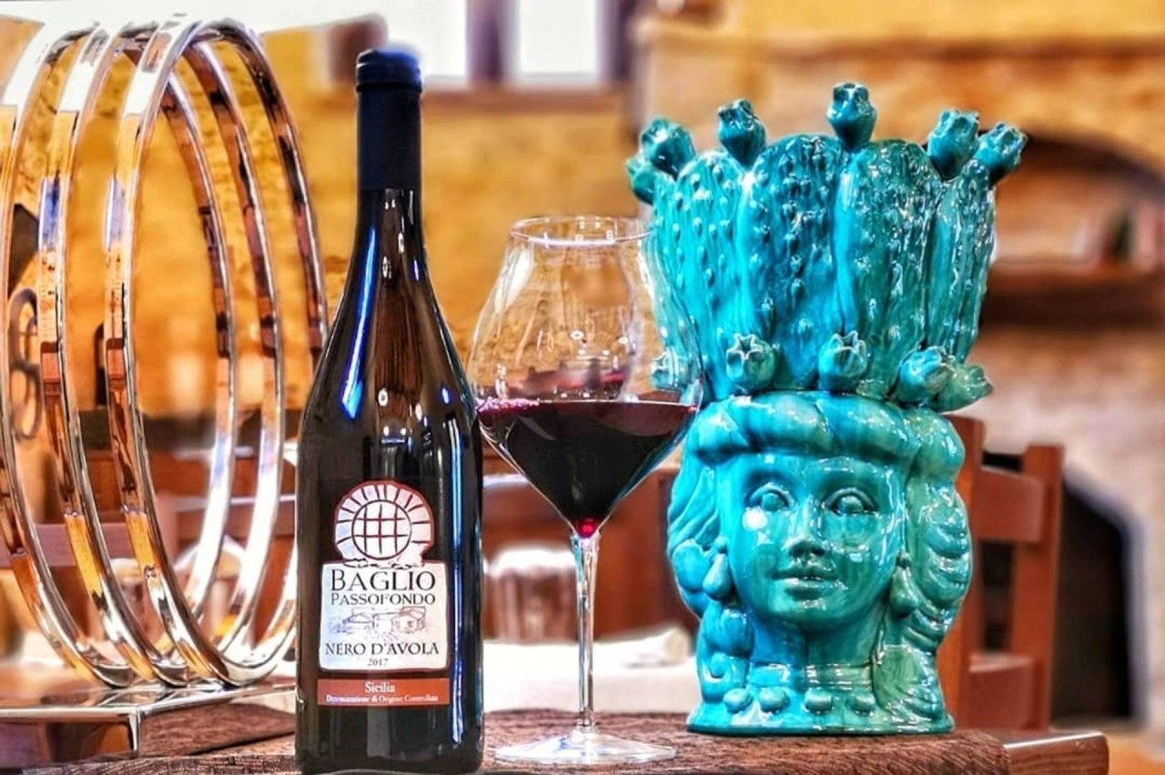 Tasting of 5 wine labels at Tenute Baglio Passofondo Rural